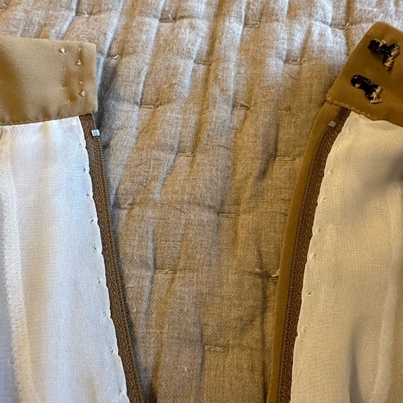 Tan trousers - Picture 3 of 4